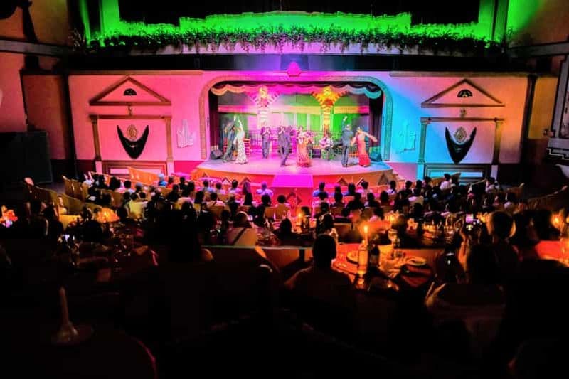 Billet Séville : Flamenco & Cava & Visite du musée du costume flamenco & Navette