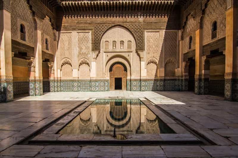 Billet Marrakech : Visite à pied de la médersa Ben Youssef et des souks