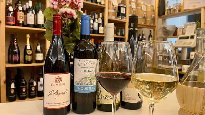 Billet Gênes : visite à pied urbaine avec dégustation de vins et de mets de Ligurie