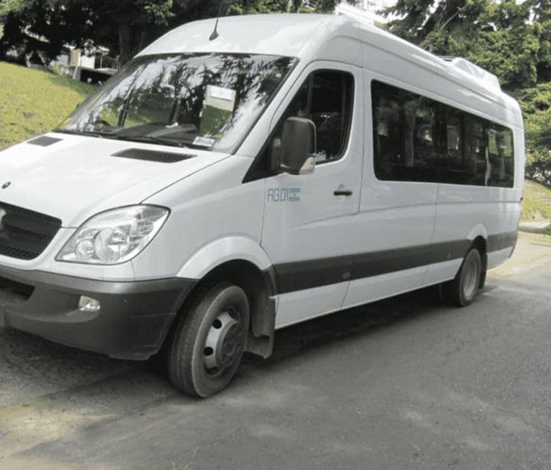 Billet BARILOCHE : TRANSFERT PRIVÉ DE L'AÉROPORT AU CENTRE VILLE