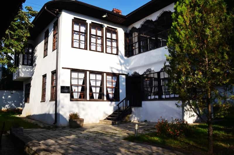 Billet Prishtina : visite guidée à pied avec un habitant