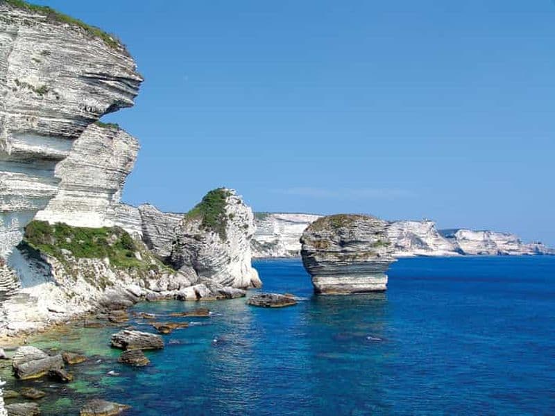 Billet Au départ de Bonifacio : croisière le long des falaises et des îles Lavezzi