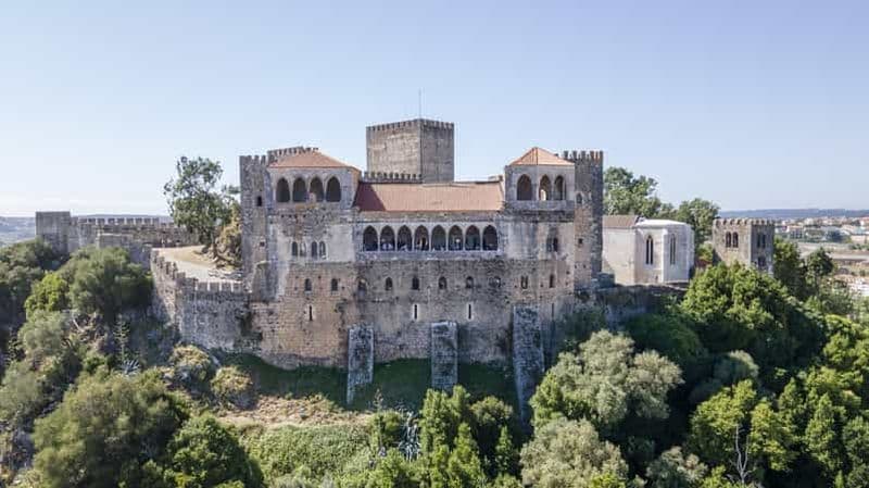 Billet Depuis Lisbonne : Visite privée des châteaux médiévaux
