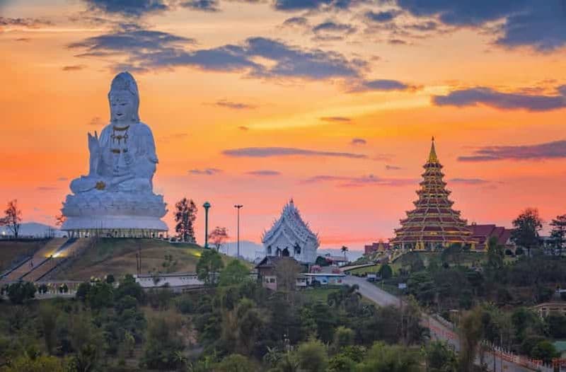Billet Chiang Rai : excursion aux temples blancs, bleus et rouges et au café Lalitta