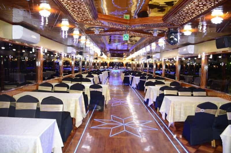 Billet Dubaï : Dîner-croisière Marina ou Creek Dhow avec transfert privé