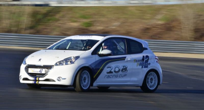 Billet Stage de Pilotage en Peugeot 208 Racing Cup - Circuit d'Andrézieux