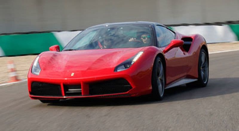 Billet Pilotage d'une Ferrari 488 GTB - Circuit du Bourbonnais