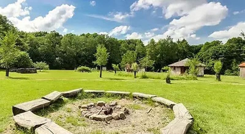 Billet Séjour insolite en cabane à Claudon