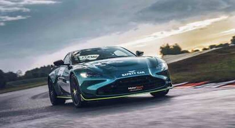 Billet Pilotage en Aston Martin V8 Vantage - Circuit de La Châtre