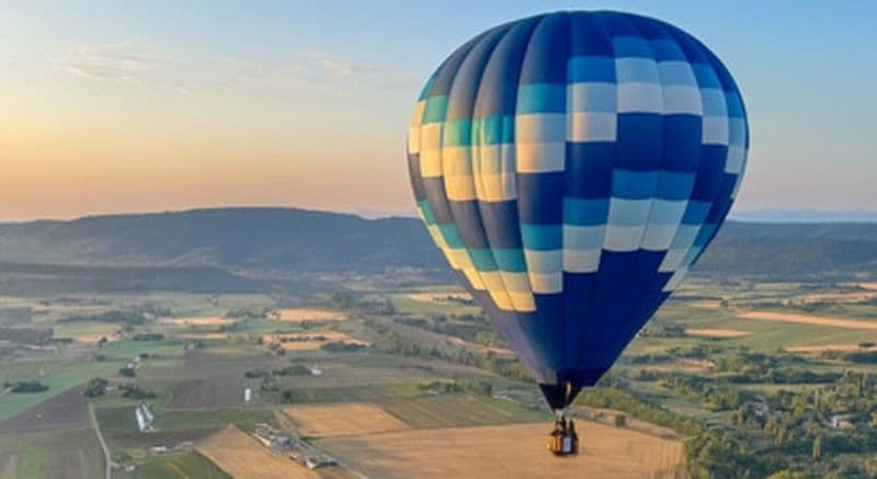 Billet Baptême en montgolfière à Lourmarin dans le Luberon