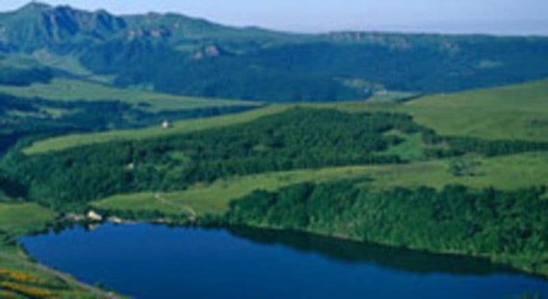 Billet Baptême en hélicoptère à Clermont-Ferrand - Survol des Volcans d'Auvergne