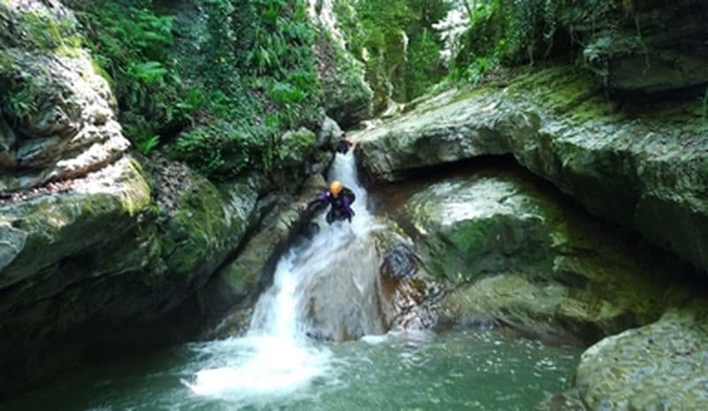 Billet Canyoning dans la rivière du Grenant en Savoie