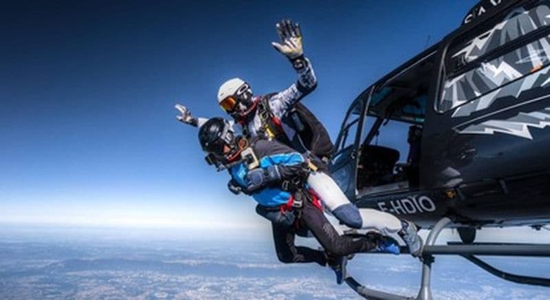 Billet Saut en Parachute en hélicoptère près d'Annecy