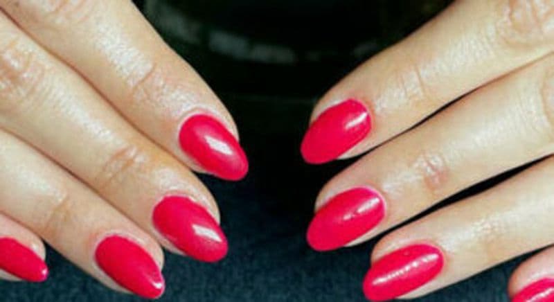 Billet Pose de vernis semi-permanent à Montpellier