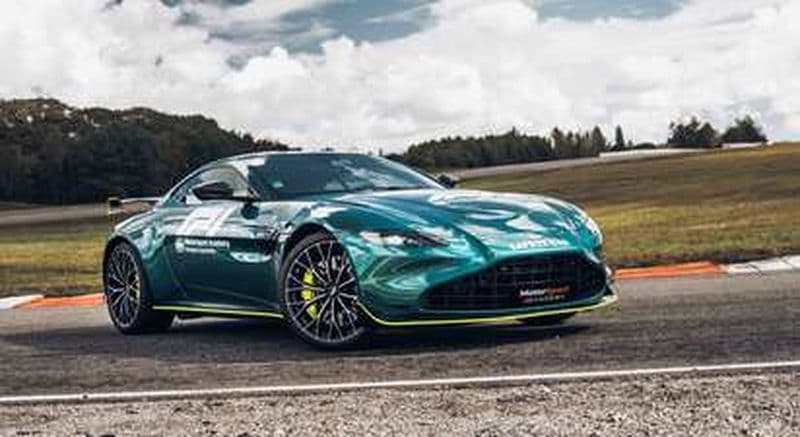 Billet Pilotage en Aston Martin V8 Vantage - Circuit de Pont-l'Evêque