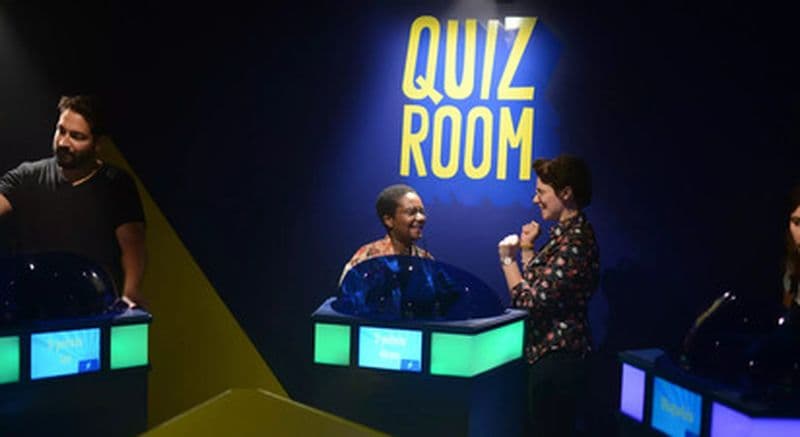 Billet Participation à un blindtest immersif dans un décor de plateau TV à Angers