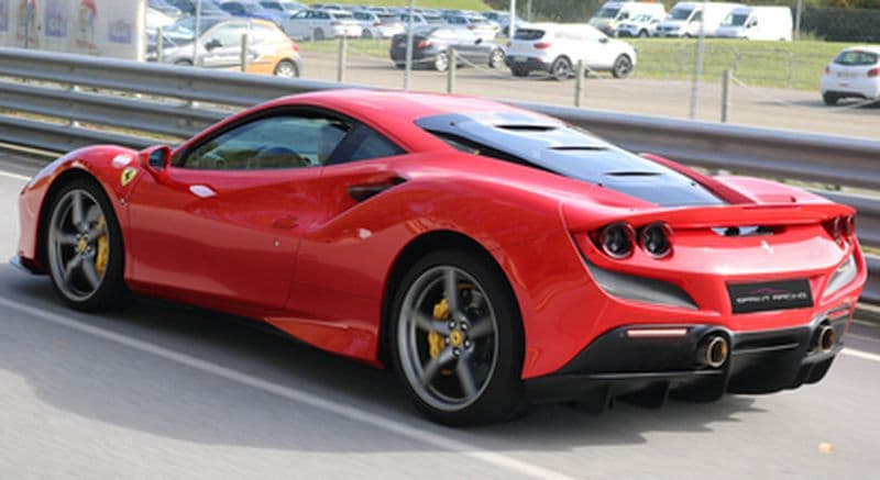 Billet Pilotage d'une Ferrari F8 Tributo - Circuit du Bourbonnais