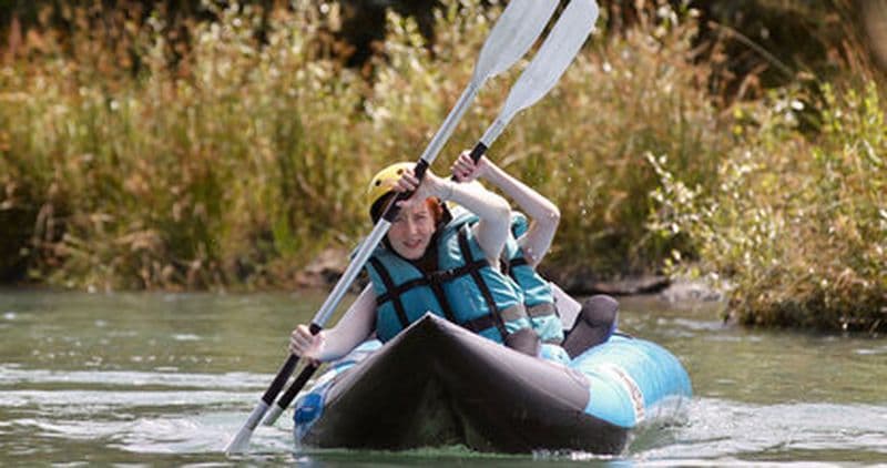 Billet Aventure en Canoë ou Hot Dog sur le Gave de Pau : Demi-Journée d'adrénaline