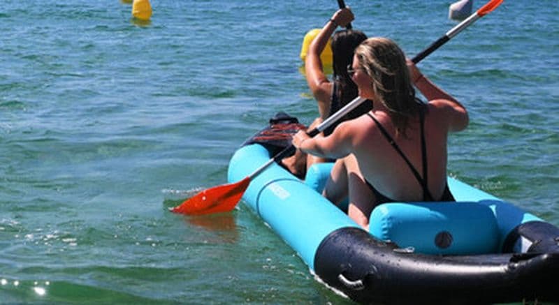 Billet Location d'un kayak gonflable au bord du lac de Saint-Cassien à Montauroux
