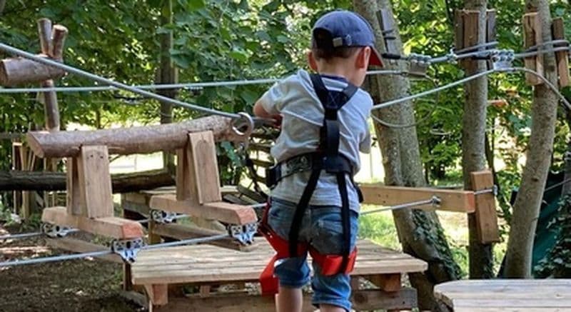 Billet Parcours d'accrobranche pour enfants à Ébreuil dans l'Allier