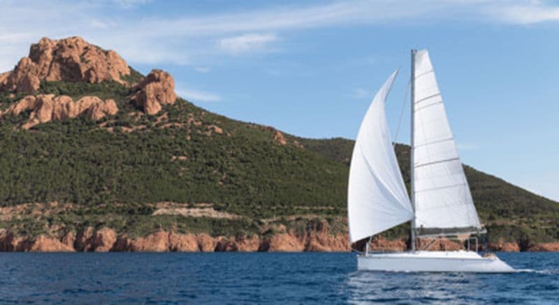 Billet Balade en catamaran près de Cannes - Explorez les criques secrètes de l'Estérel