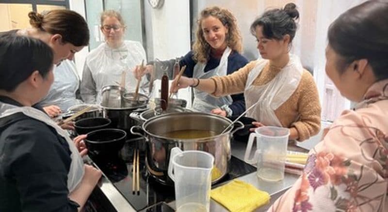 Billet Cours de cuisine japonaise traditionnelle - Ramen et gyoza