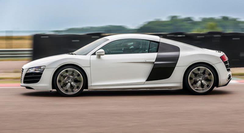 Billet Pilotage d'une Audi R8 - Circuit de Ladoux