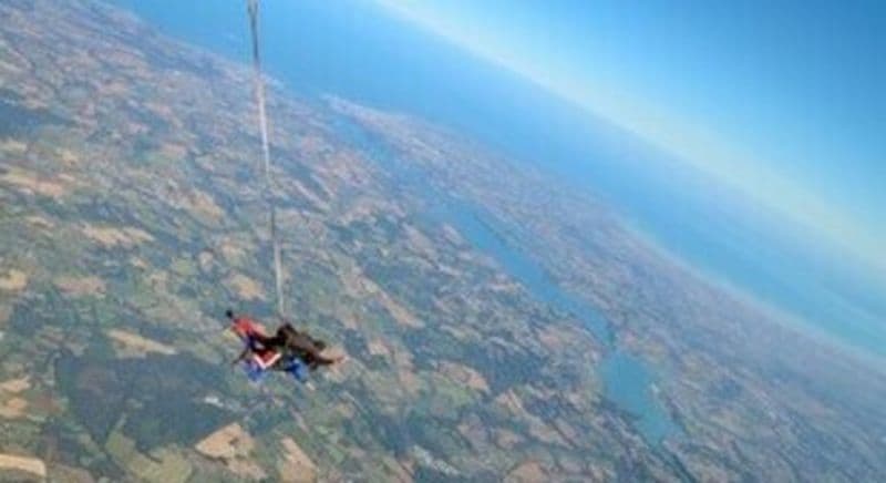 Billet Saut en Parachute à Dinan à proximité de Rennes, Saint-Malo et Saint-Brieuc