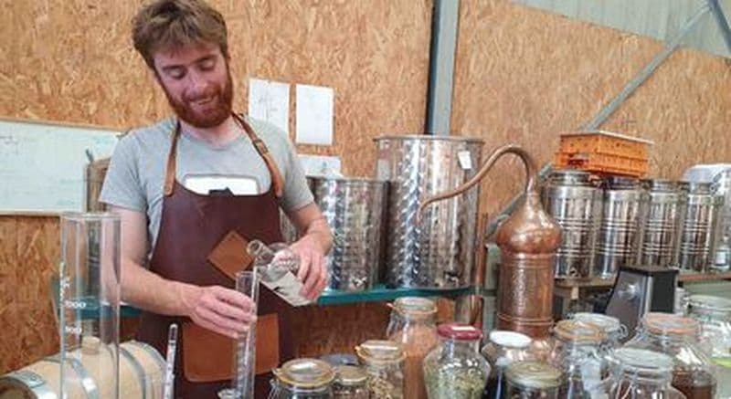 Billet Atelier semi privatif de création de Pastis à Camaret-sur-Mer