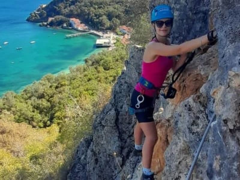 Billet Via Ferrata et descente en rappel dans le parc naturel d'Arrábida, près de Lisbonne
