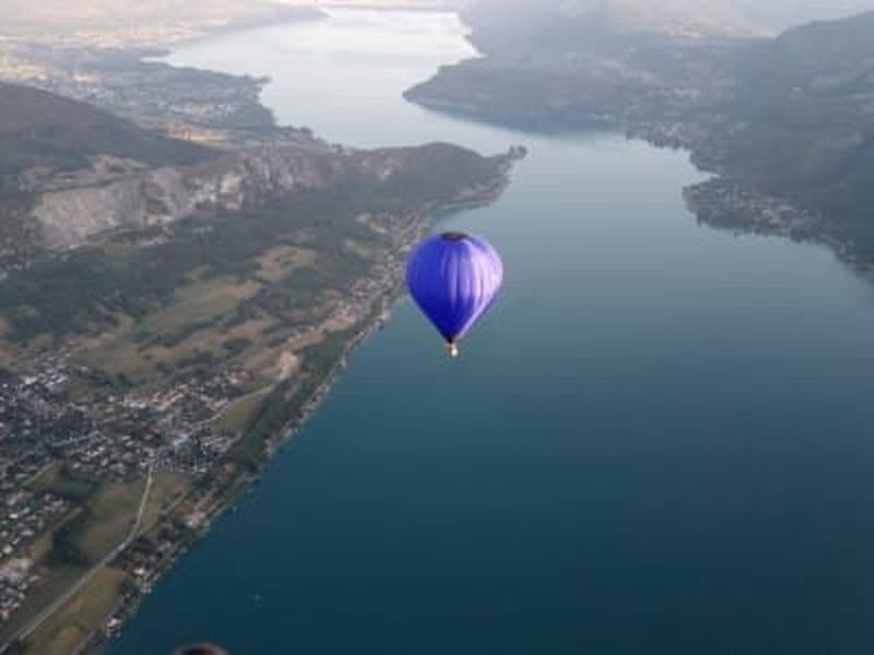Billet Vol en montgolfière au-dessus du lac d'Annecy