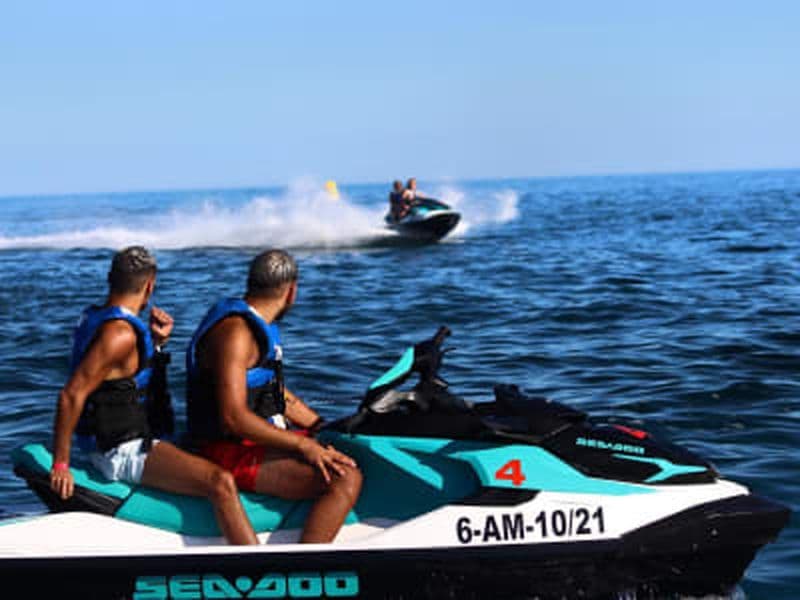 Billet Excursions guidées en jet ski depuis la marina de Marbella, Malaga