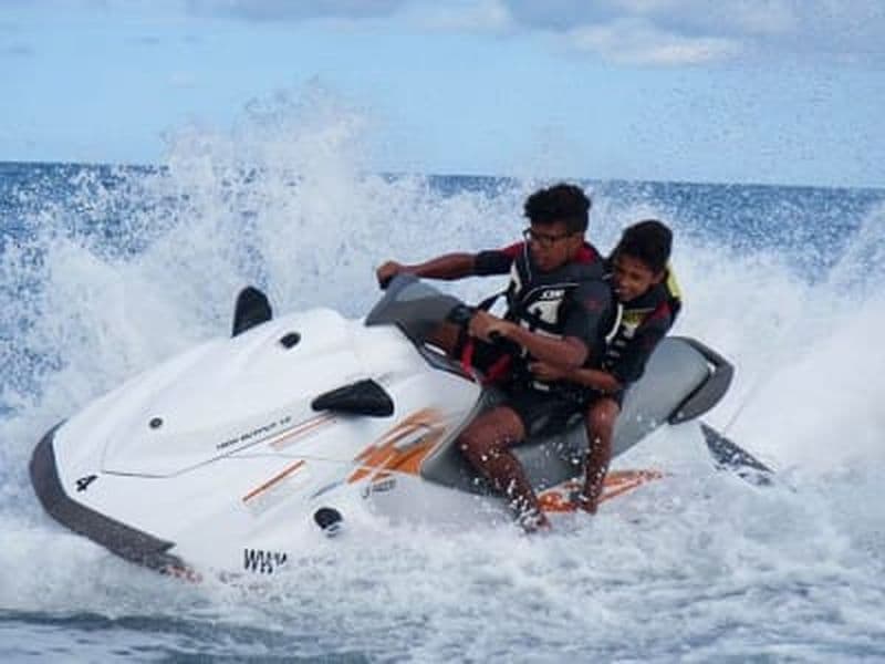 Billet Location de jet ski sans permis aux Sables-d’Olonne, Vendée