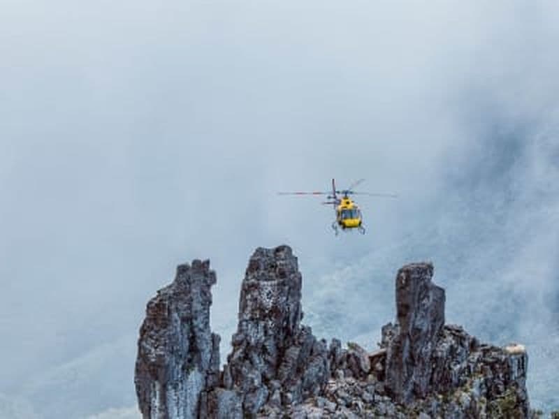Billet Vol en hélicoptère cascades et bassins de La Réunion avec repas