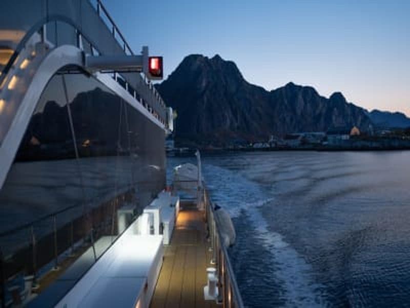 Billet Croisière électrique pour les aurores boréales au départ de Svolvær dans les Lofoten