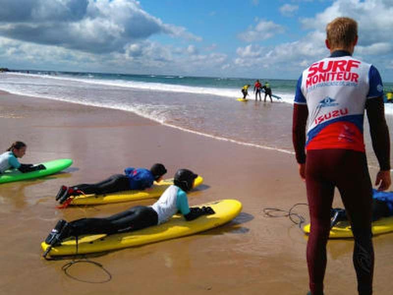 Billet Cours de surf collectif sur la plage d’Ilbarritz à Bidart