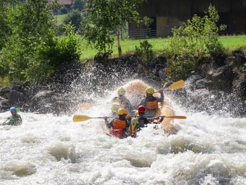 Billet Excursion intermédiaire de rafting sur la rivière Lütschine près d'Interlaken
