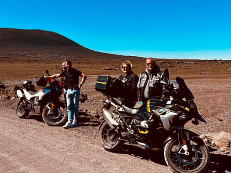 Billet Excursion moto au Piton de la Fournaise et restaurant authentique Créole à La Réunion