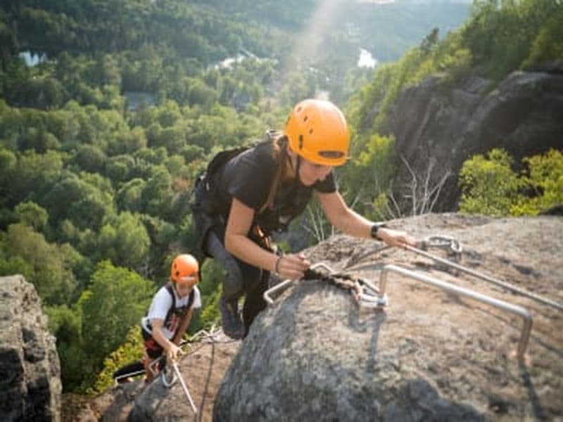 Billet Via Ferrata du Cap Beauséjour à Sainte-Agathe-des-Monts, dans les Laurentides