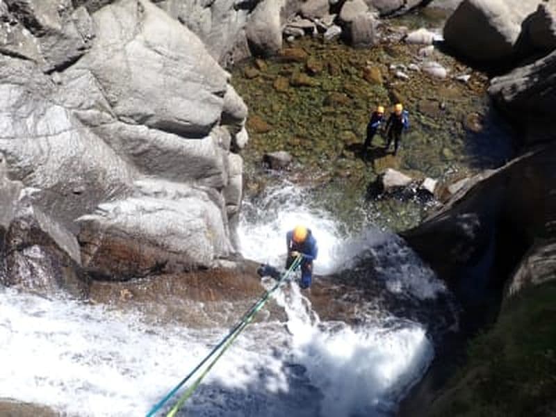 Billet Canyoning dans le Canyon de Núria dans la Vallée de Núria dans les Pyrénées catalanes