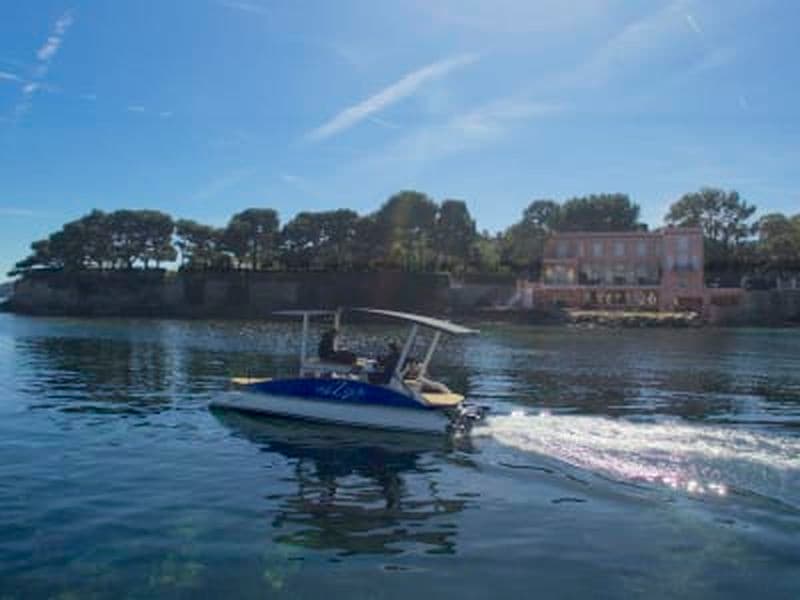 Billet Balade en couple à bord d’un bateau privé depuis Beaulieu-sur-Mer, près de Nice