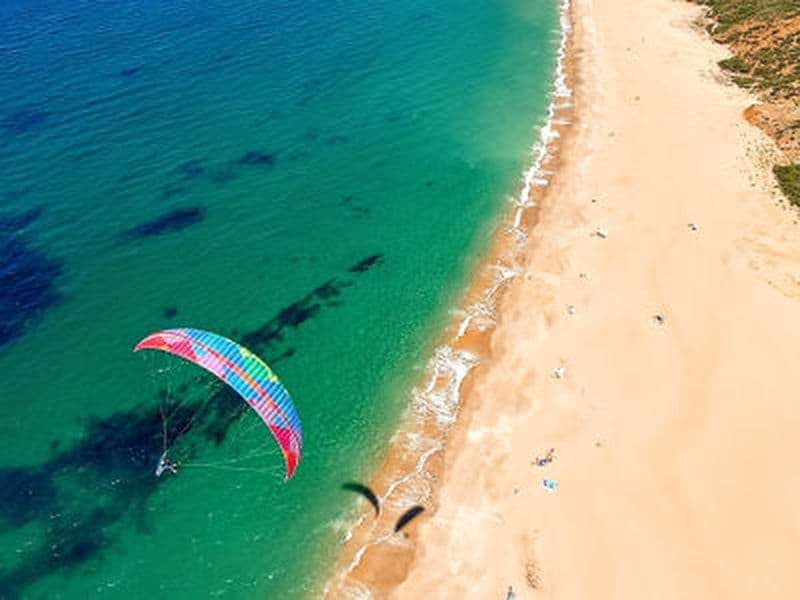 Billet Vol en parapente au-dessus de Praia da Gralha près de Nazaré