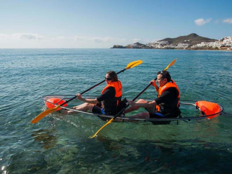 Billet Excursion guidée en kayak de mer transparent dans le parc naturel de Cabo de Gata-Níjar depuis San José
