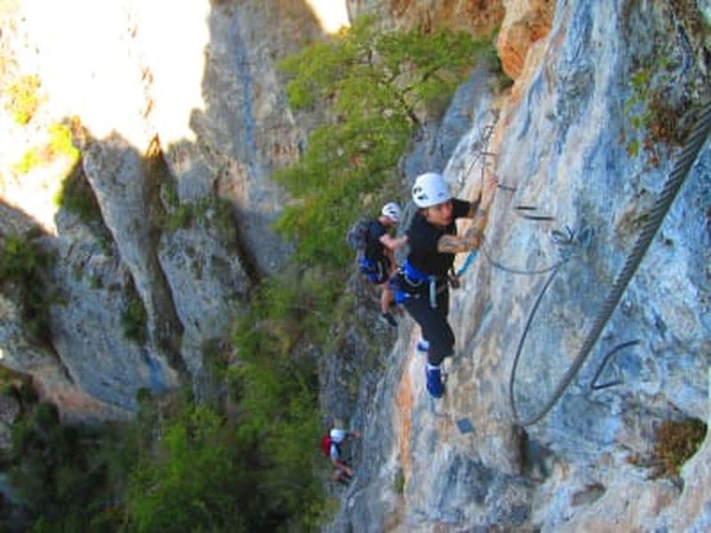 Billet Parcours via ferrata de Liaucous au-dessus des gorges du Tarn, près de Millau