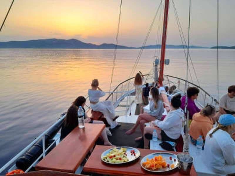 Billet Croisière en bateau pirate dans les Cyclades au départ de Paros