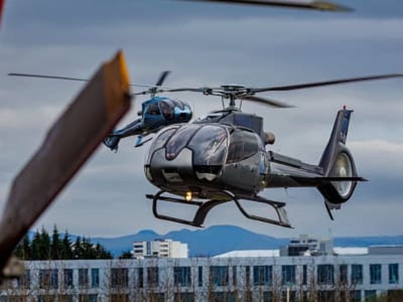 Billet Vol panoramique en hélicoptère avec atterrissage sur un sommet près de Reykjavik