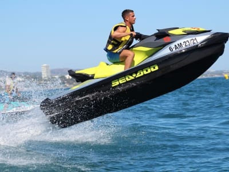 Billet Location de jet ski à la marina de Marbella, Malaga