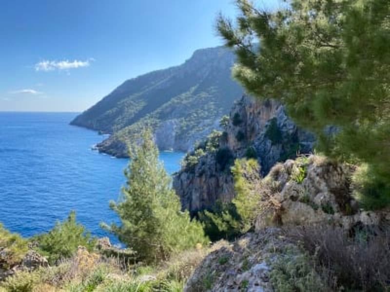Billet Randonnée dans les grottes près d'Aperi depuis Pigadia à Karpathos