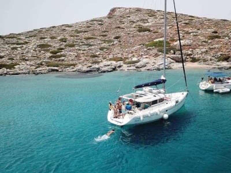 Billet Excursion en voilier d'une journée sur l'île de Dia au départ d'Héraklion en Crète
