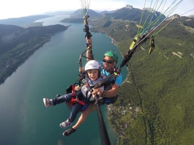 Billet Vol en parapente tandem au-dessus du lac d'Annecy, Haute-Savoie